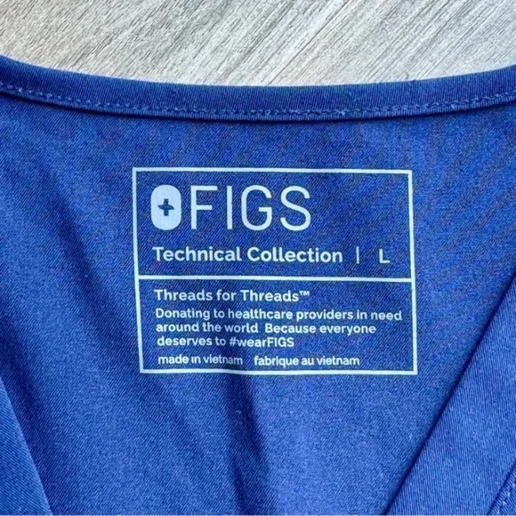 FIGS Technical Collection Catarina One-Pocket Scrub Top Classic Fit – Size L - Picture 4 of 13
